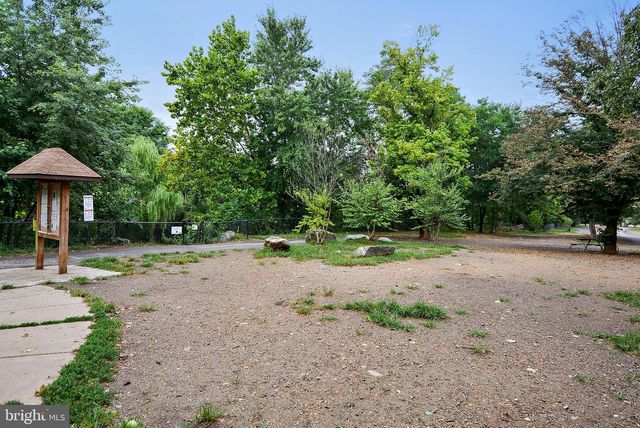 4894 28TH ST S, Arlington, VA 22206