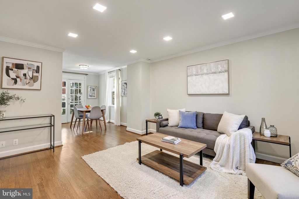 4894 28TH ST S, Arlington, VA 22206