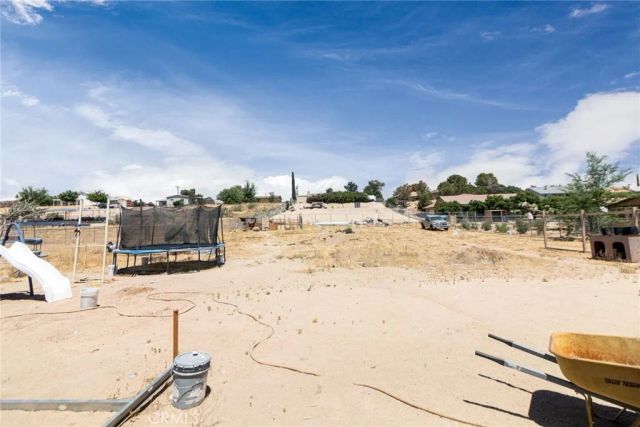 18936 Rocksprings, Hesperia, CA 92345