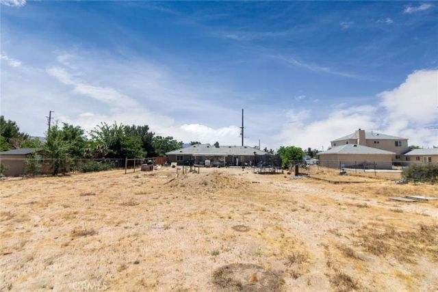 18936 Rocksprings, Hesperia, CA 92345