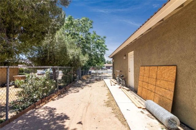 18936 Rocksprings, Hesperia, CA 92345