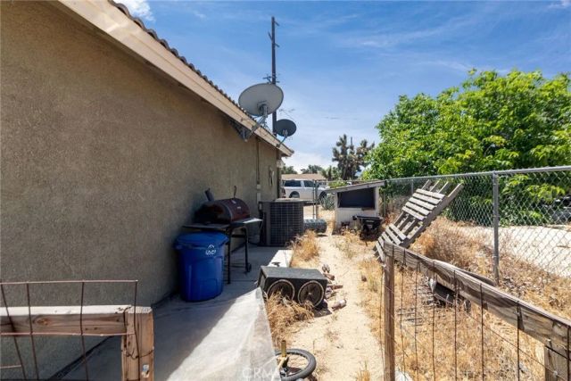 18936 Rocksprings, Hesperia, CA 92345