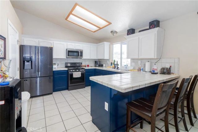 18936 Rocksprings, Hesperia, CA 92345