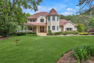 216 Landing Lane, Baiting Hollow, NY 11933