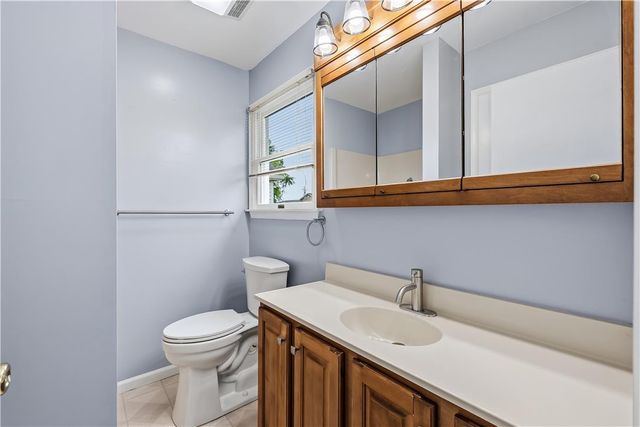 3390 Florian Street, Palmer Twp, PA 18045