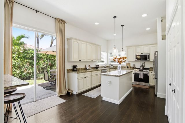 101 Mill Pond Lane, Royal Palm Beach, FL 33411