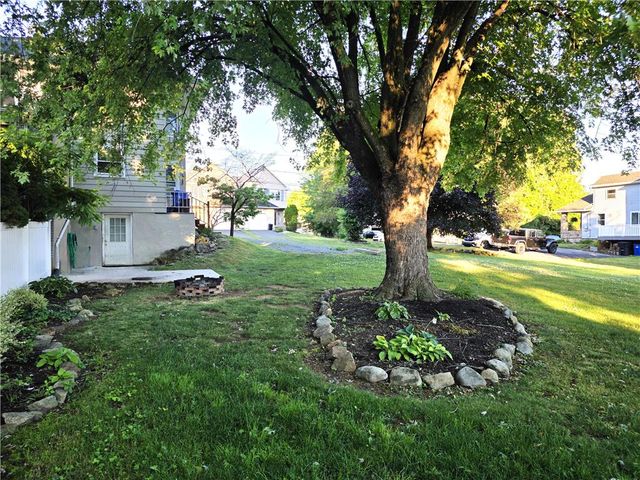 325 Delong, Emmaus Boro, PA 18049