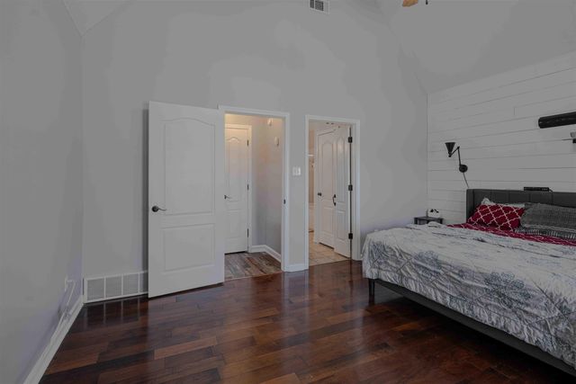 439 BOWLING BROOK DR, Collierville, TN 38017