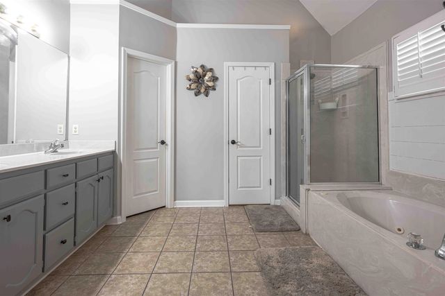 439 BOWLING BROOK DR, Collierville, TN 38017