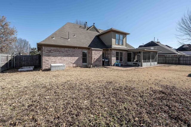 439 BOWLING BROOK DR, Collierville, TN 38017