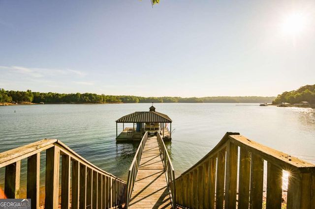 194 Sugar Cane Drive, Hartwell, GA 30643