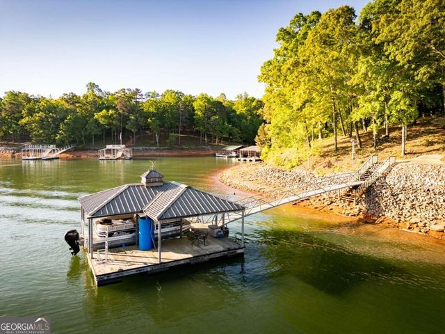 194 Sugar Cane Drive, Hartwell, GA 30643