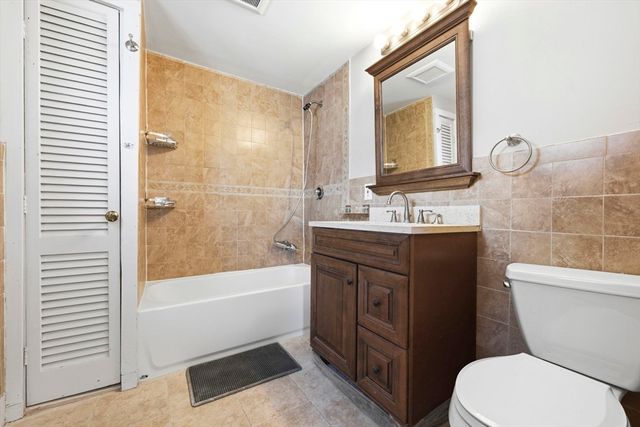 24 Cameron 2, Cambridge, MA 02140