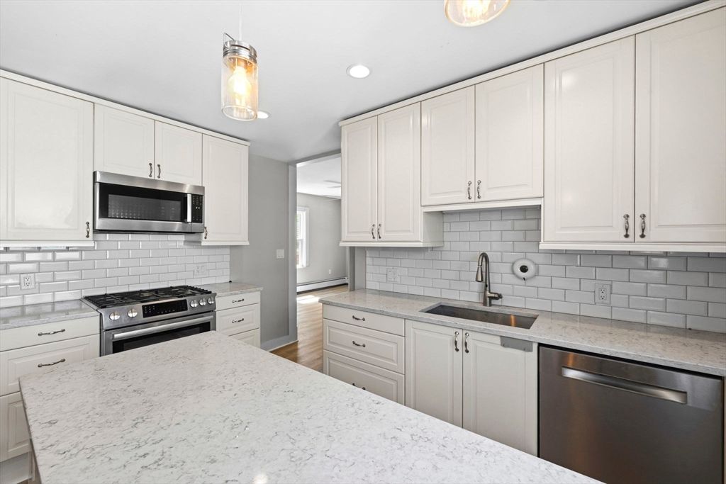 24 Cameron 2, Cambridge, MA 02140