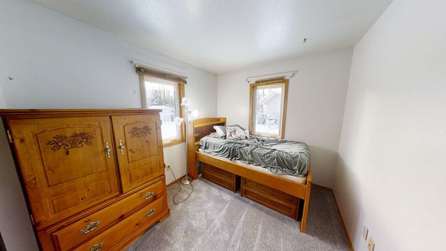 1880 CHERYL COURT, North Pole, AK 99712