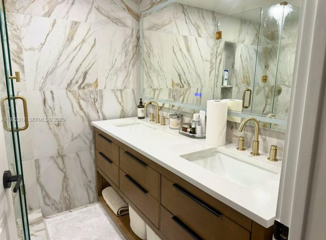 7775 NW 22nd Street 101, Pembroke Pines, FL 33024
