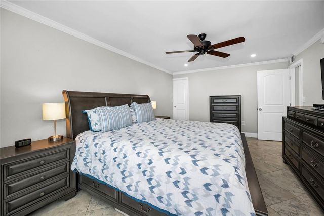 1270 GULF BOULEVARD 501, Clearwater Beach, FL 33767