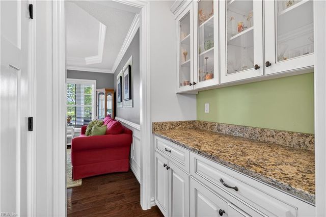 2836 Camarillo LN, Virginia Beach, VA 23456