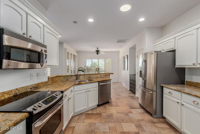 8174 S MOUNTAIN AIR Lane, Gold Canyon, AZ 85118