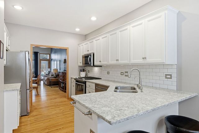 21702 Higley Lane, Frankfort, IL 60423