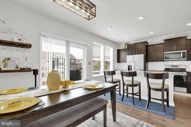 5129 IRONSIDES DR, Frederick, MD 21703