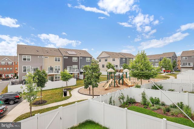 5129 IRONSIDES DR, Frederick, MD 21703