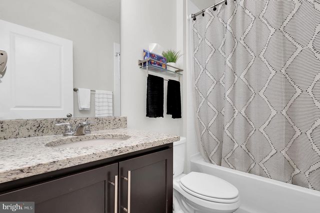 5129 IRONSIDES DR, Frederick, MD 21703
