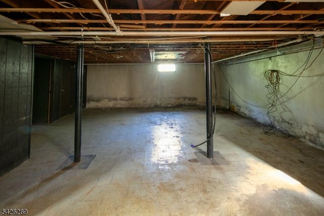 65 Hillcrest Rd, Warren Twp., NJ 07059