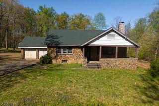 65 Hillcrest Rd, Warren Twp., NJ 07059