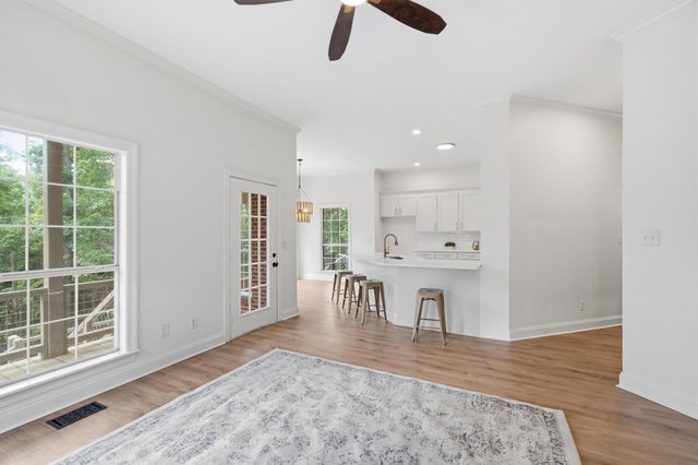 339 Woodstone Dr., Hattiesburg, MS 39402