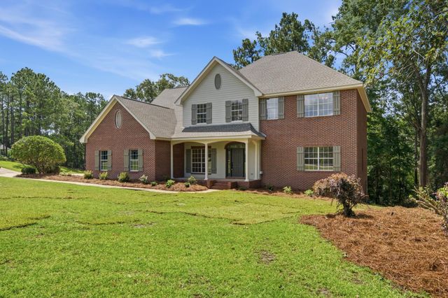 339 Woodstone Dr., Hattiesburg, MS 39402