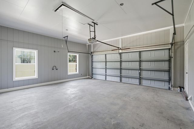339 Woodstone Dr., Hattiesburg, MS 39402