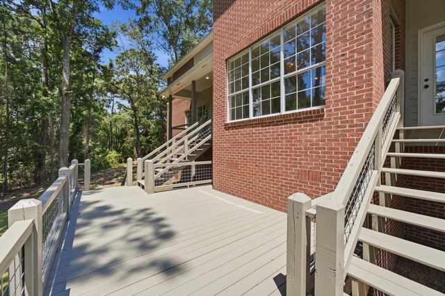 339 Woodstone Dr., Hattiesburg, MS 39402