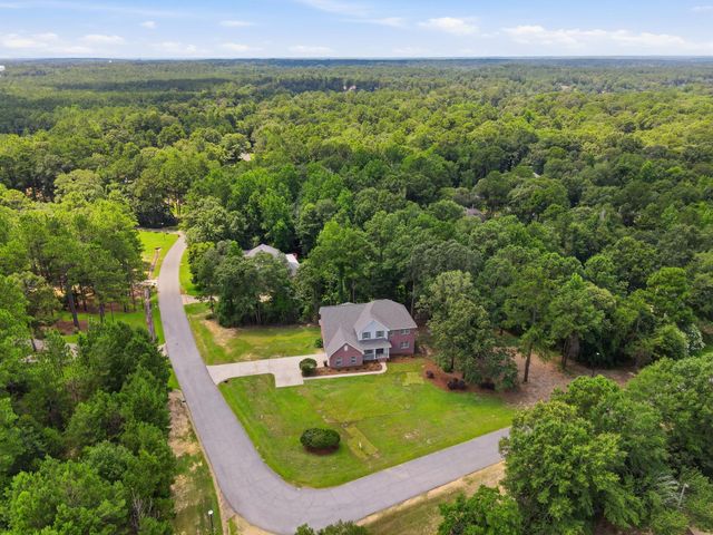 339 Woodstone Dr., Hattiesburg, MS 39402