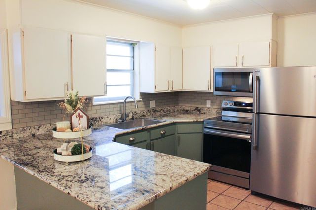 102 S Ella, Searcy, AR 72143