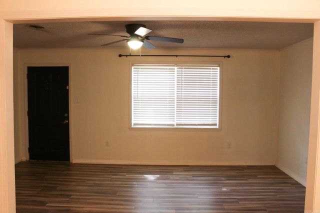 102 S Ella, Searcy, AR 72143