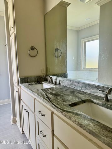 106 Riverbend Avenue, Vidalia, LA 71373