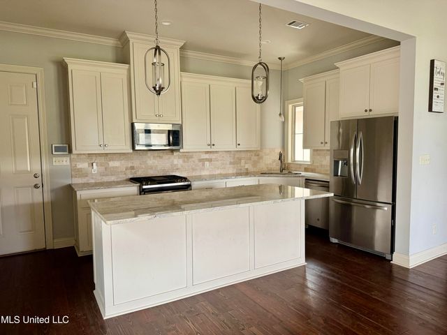 106 Riverbend Avenue, Vidalia, LA 71373