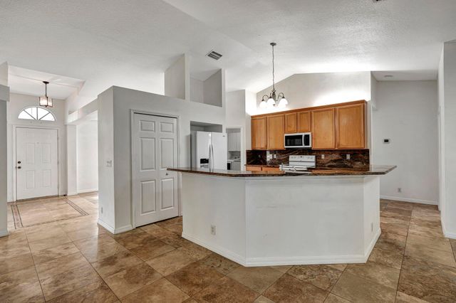 997 SW Eureka Avenue, Port St. Lucie, Port St Lucie, FL 34953