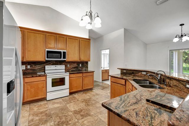 997 SW Eureka Avenue, Port St. Lucie, Port St Lucie, FL 34953