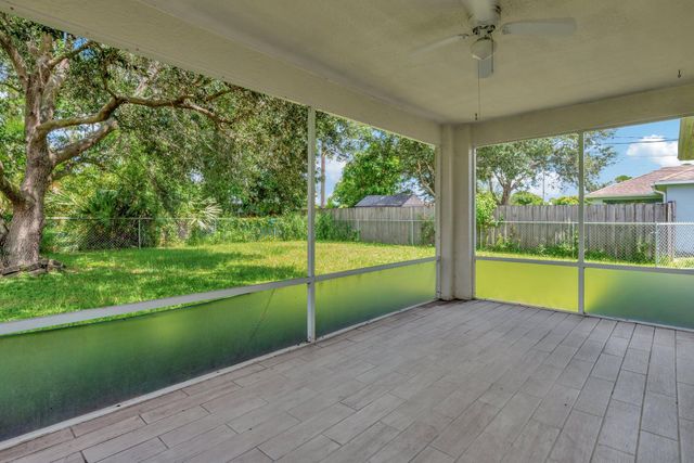 997 SW Eureka Avenue, Port St. Lucie, Port St Lucie, FL 34953