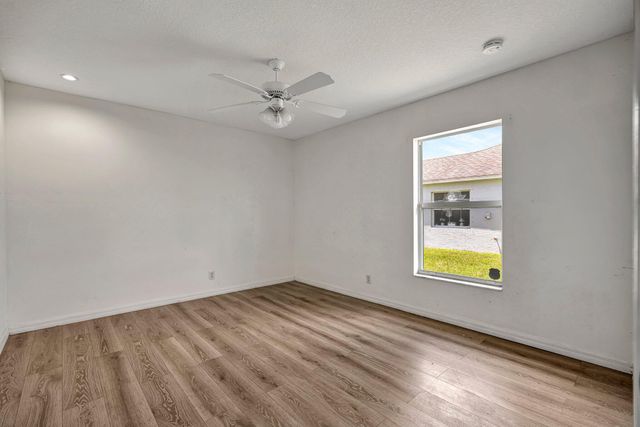 997 SW Eureka Avenue, Port St. Lucie, Port St Lucie, FL 34953