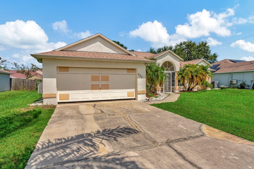 997 SW Eureka Avenue, Port St. Lucie, Port St Lucie, FL 34953
