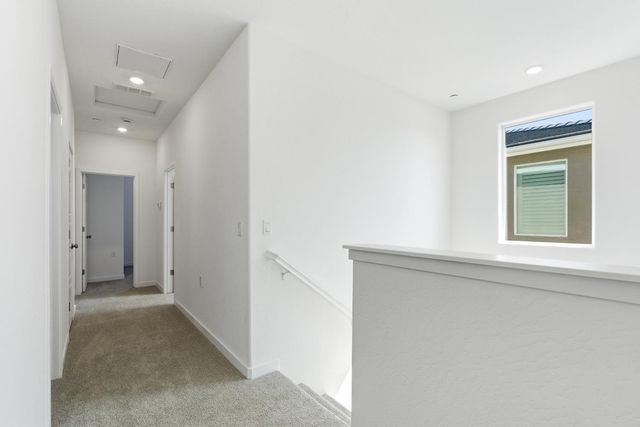 997 Pioneer Drive W, Madera, CA 93636