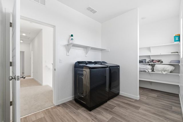 997 Pioneer Drive W, Madera, CA 93636