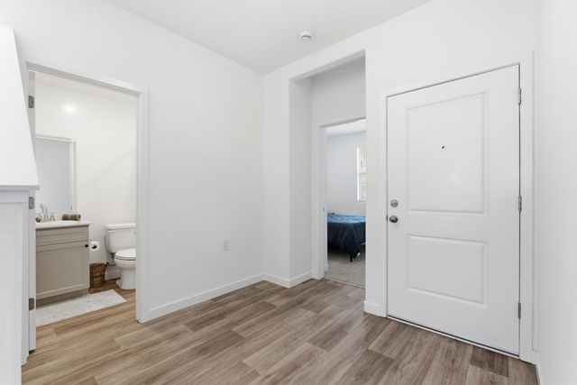 997 Pioneer Drive W, Madera, CA 93636