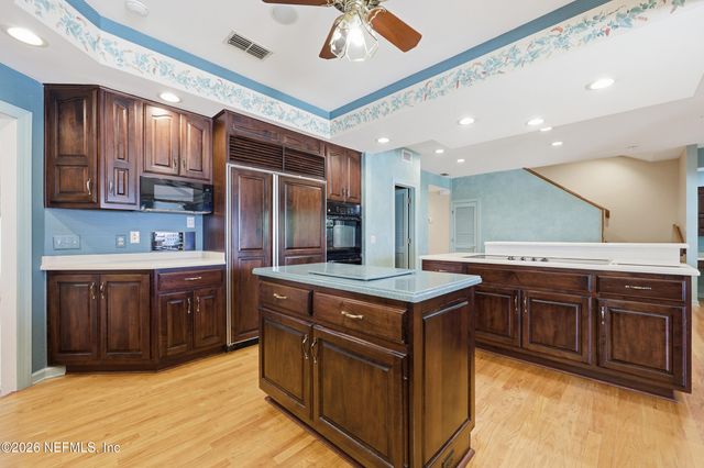 2957 FOREST Circle, Jacksonville, FL 32257