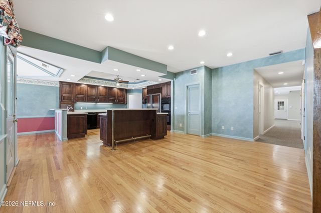 2957 FOREST Circle, Jacksonville, FL 32257