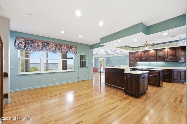 2957 FOREST Circle, Jacksonville, FL 32257