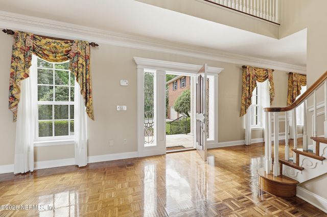 2957 FOREST Circle, Jacksonville, FL 32257